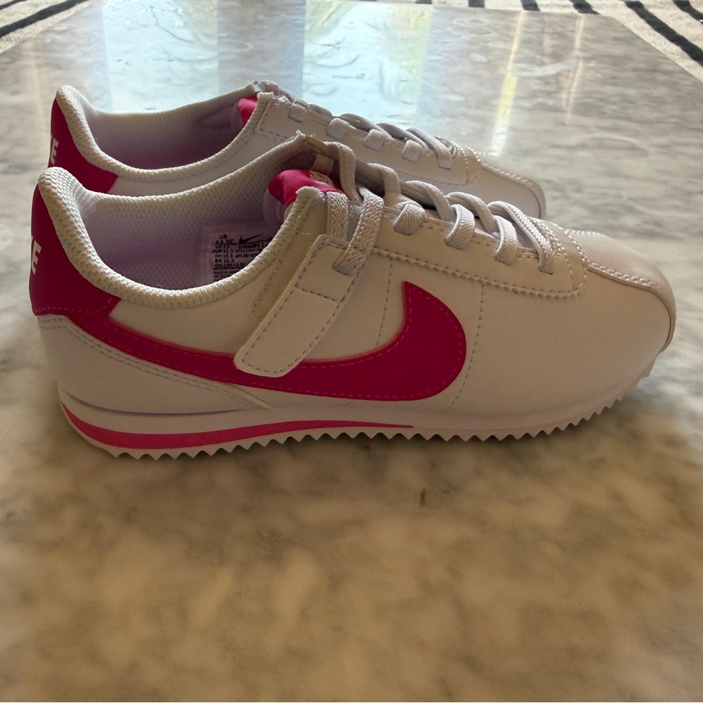 Nike Kids Cortez Easy-on Sneakers, size 13.5C, NWT